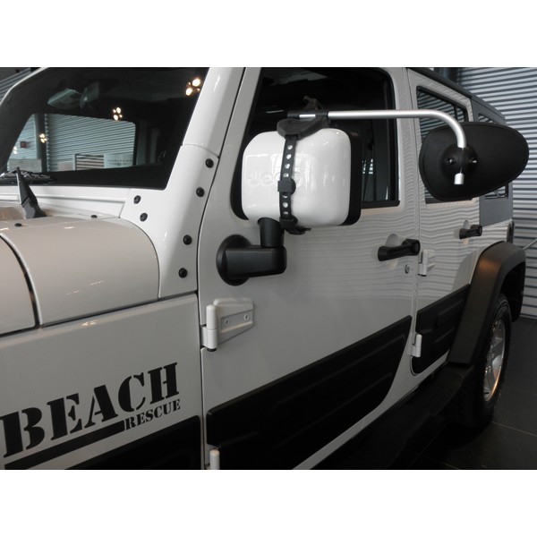 Jeep-Wrangler-Beach-rescue-2